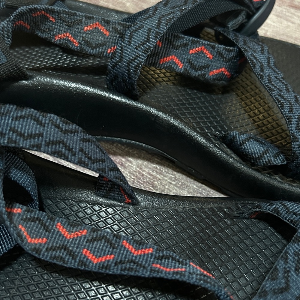 Men's adjustable strap Z/2 Chaco sandals stepped navy w bright salmon underside - Picture 3 of 6